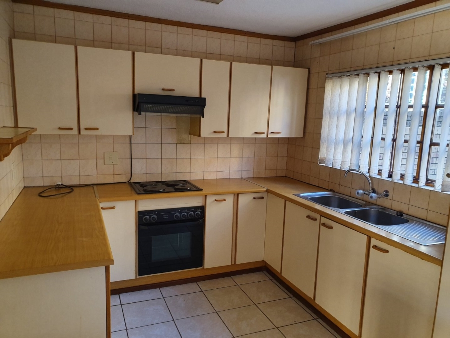To Let 3 Bedroom Property for Rent in Eureka Free State